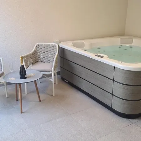 Aria With Jacuzzi, Near Split Podstrana