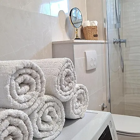 Aria With Jacuzzi, Near Split Appartamento Podstrana